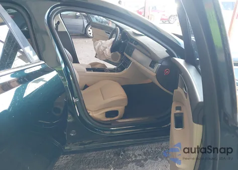 2017 Jaguar Xf 35T Premium из США, поврежденный, VIN SAJBD4BV8HCY44098